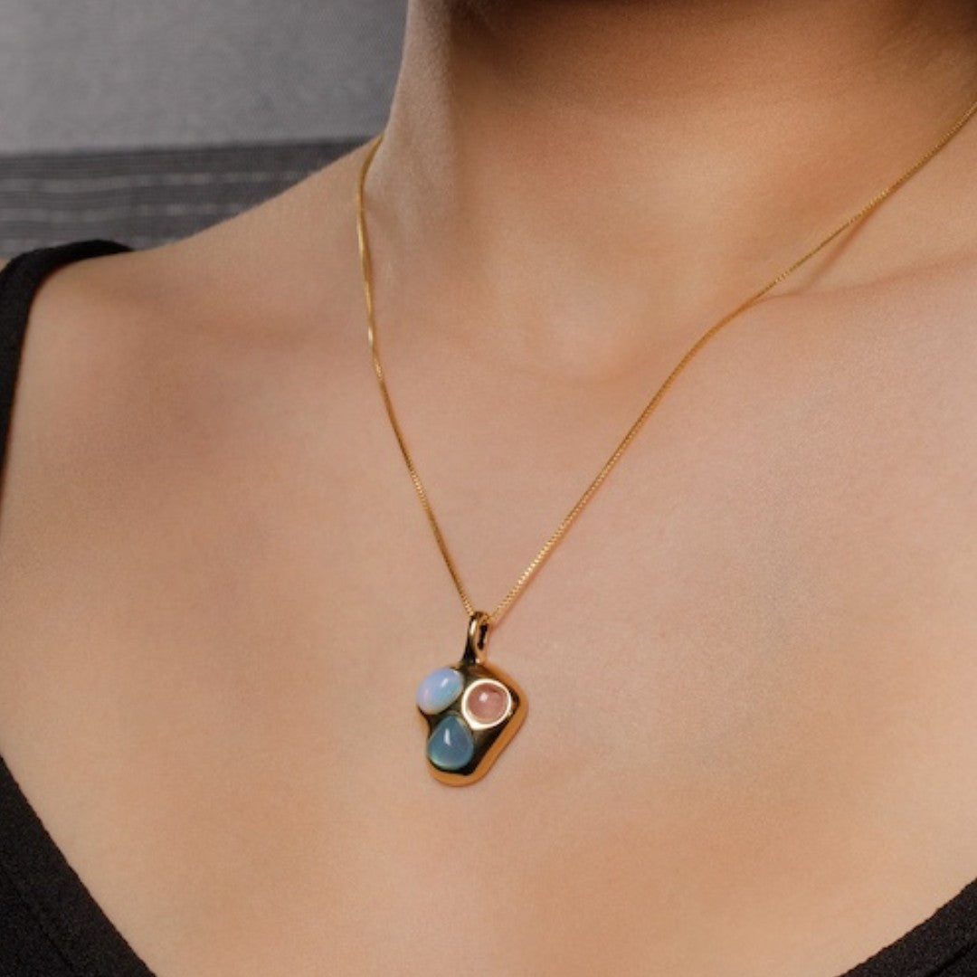 Collar Spot piedra cabujón orgánico Opalina, Ágata azul cielo y Cuarzo rosa